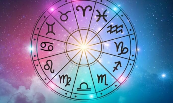 За всички зодии – точният хороскоп за месец октомври 2023 година!